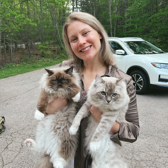 Meet your Posher, Jenna - Picture 1 of 1